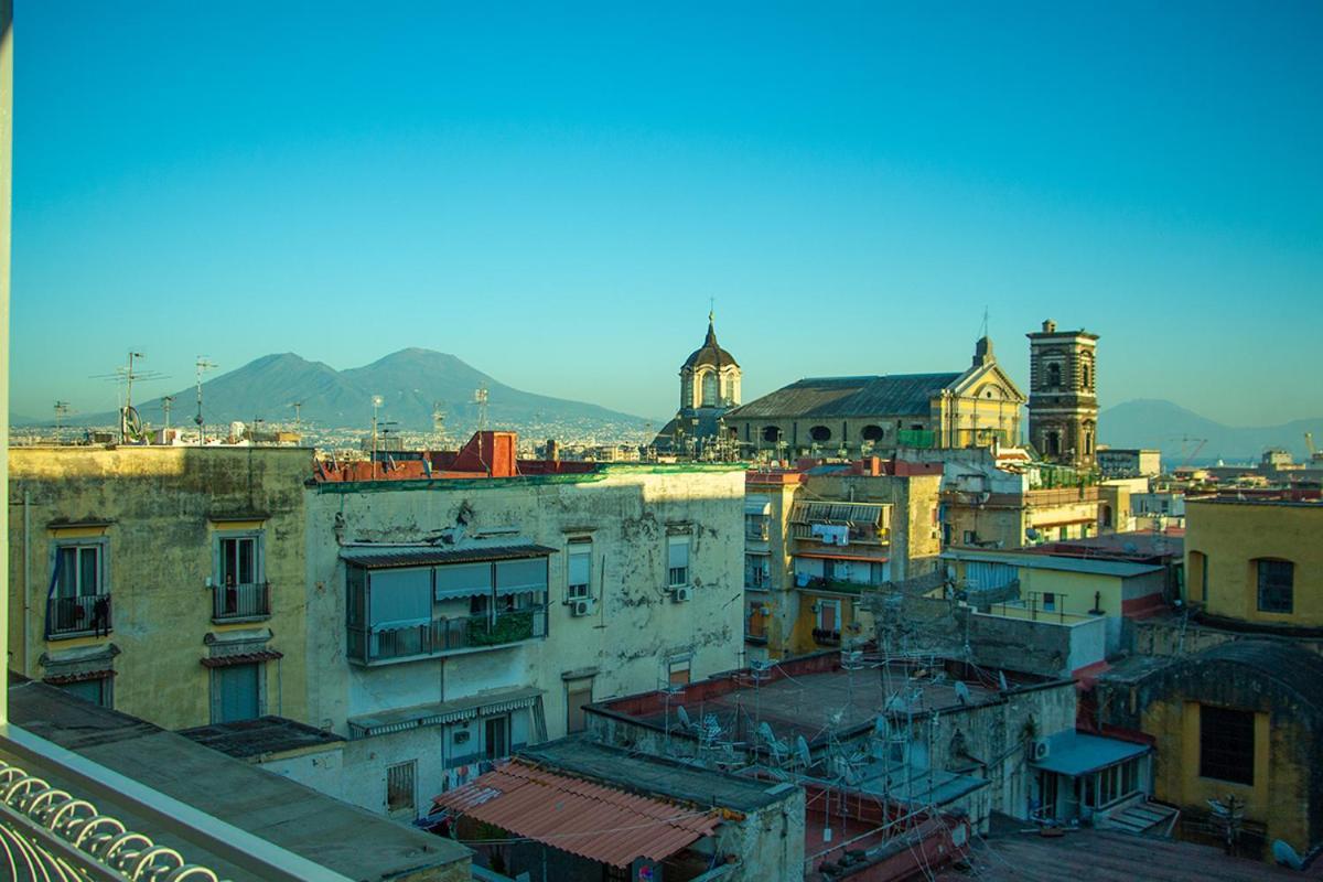 Wanderlust Spaccanapoli Points Of View ภายนอก รูปภาพ